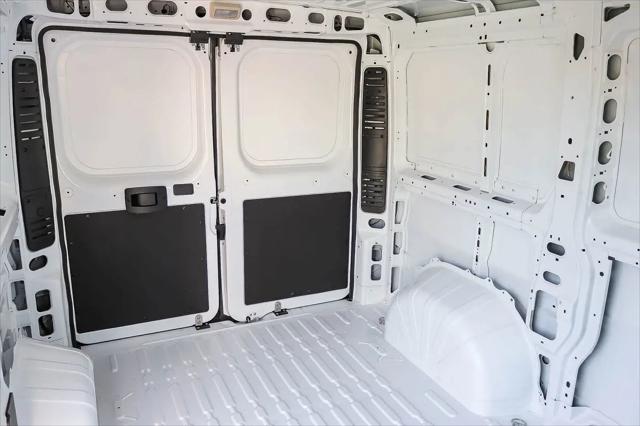 2026 Ram ProMaster Cargo Van Tradesman Low Roof 118 WB w/Pass Seat