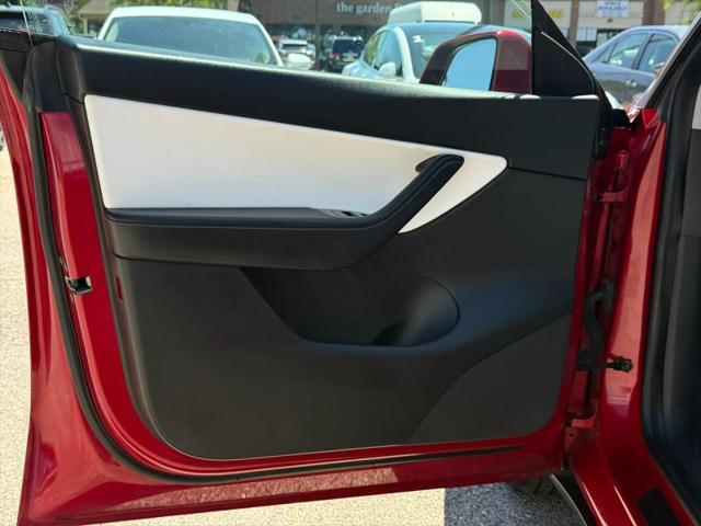 2021 Tesla Model Y Long Range Dual Motor All-Wheel Drive