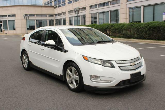 2013 Chevrolet Volt Base for sale in Arlington, VA