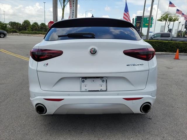 2021 Alfa Romeo Stelvio Ti AWD