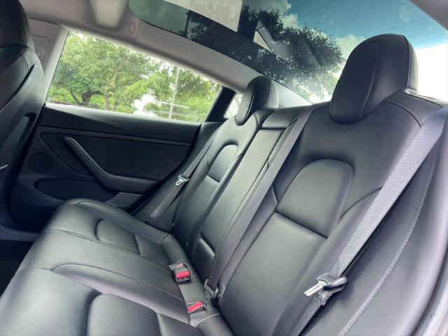 2021 Tesla Model 3 Standard Range Plus Rear-Wheel Drive