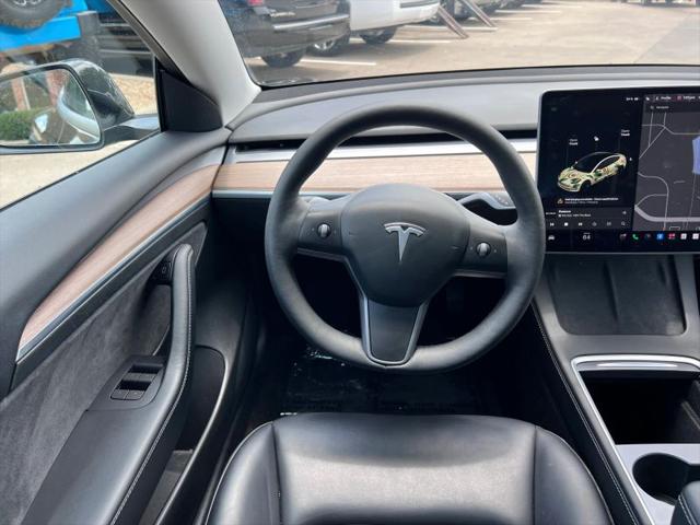 2021 Tesla Model 3 Standard Range Plus Rear-Wheel Drive
