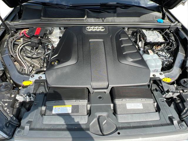 2023 Audi Q7 Premium 45 TFSI quattro Tiptronic