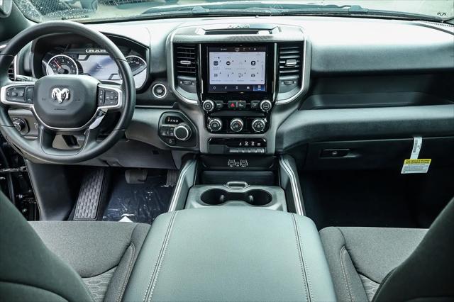 2026 Ram 1500 Express Crew Cab 4x4 57 Box