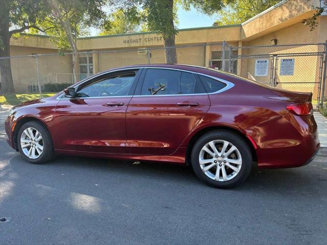 2016 Chrysler 200 Limited Platinum