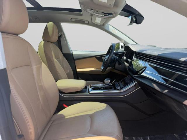 2023 Audi Q8 Premium Plus 55 TFSI quattro Tiptronic