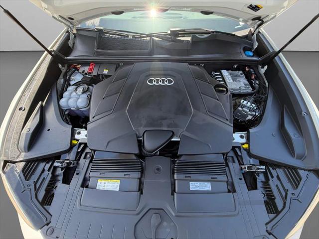 2023 Audi Q8 Premium Plus 55 TFSI quattro Tiptronic