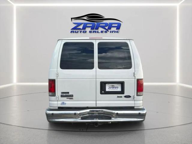 2010 Ford E-350 Super Duty XL