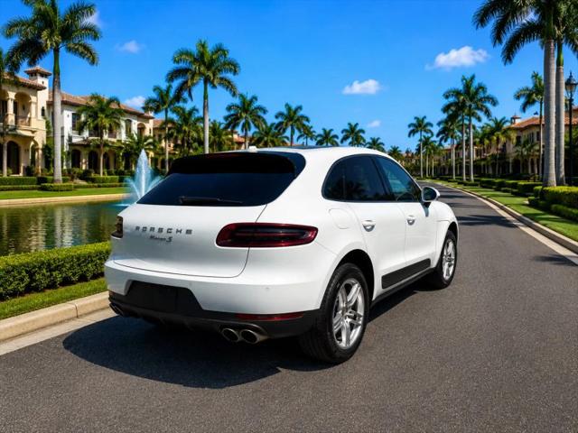 2015 Porsche Macan S