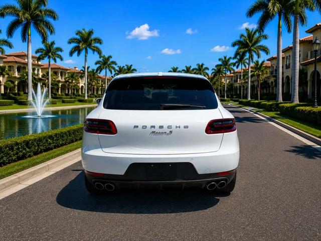 2015 Porsche Macan S