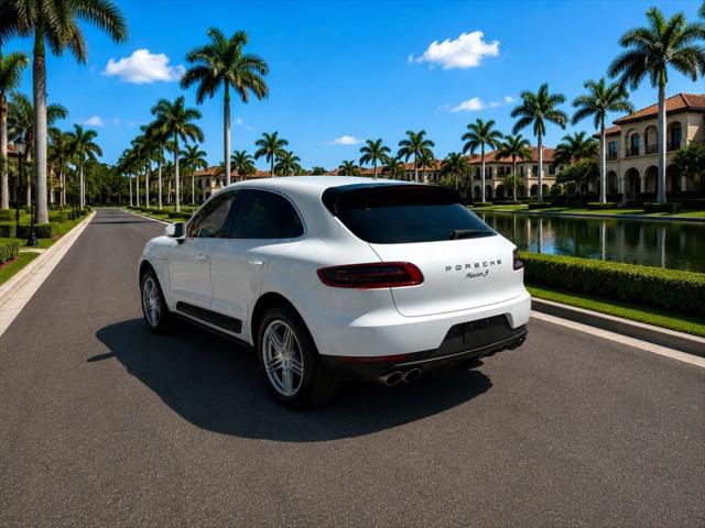 2015 Porsche Macan S