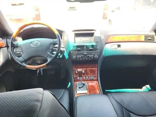 2004 Lexus LS 430 430