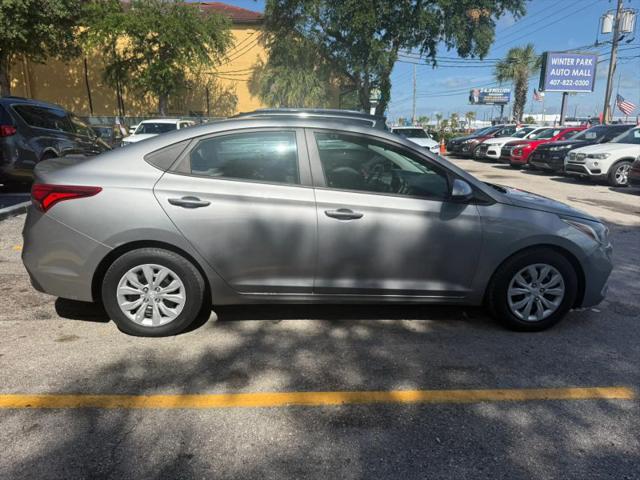 2021 Hyundai Accent SE