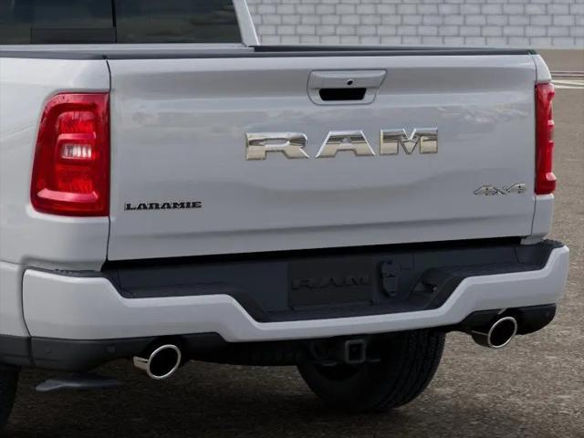 2026 Ram 1500 Laramie Crew Cab 4x4 5'7" Box