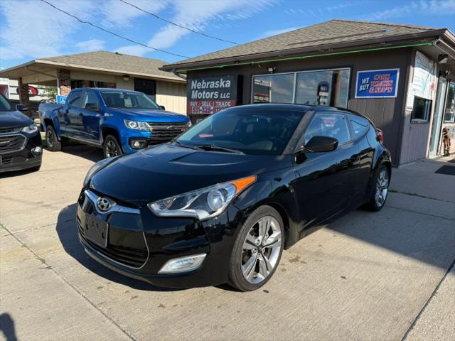 2012 Hyundai Veloster Base w/Black