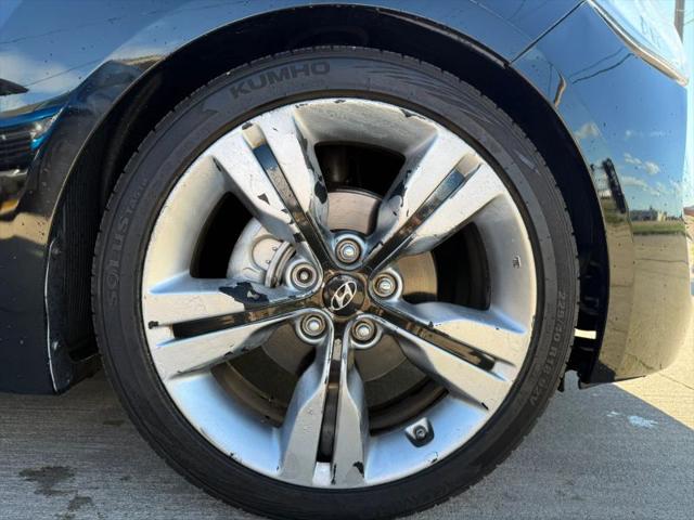 2012 Hyundai Veloster Base w/Black