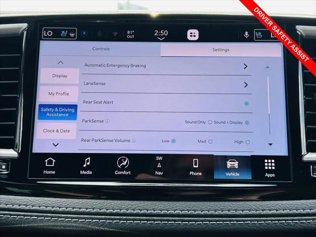 2027 Chrysler Pacifica Limited