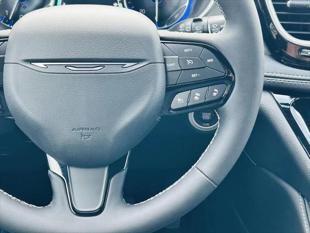 2027 Chrysler Pacifica Limited