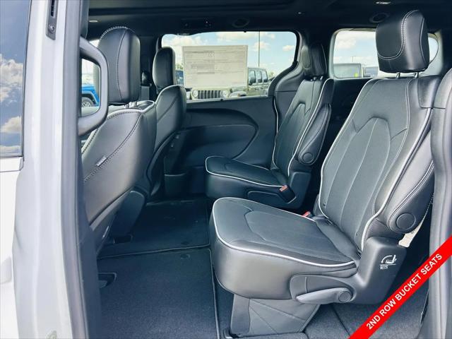 2027 Chrysler Pacifica Limited