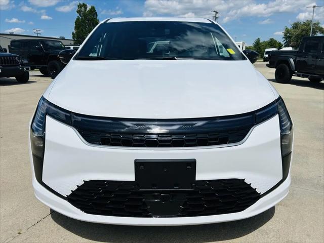 2027 Chrysler Pacifica Limited