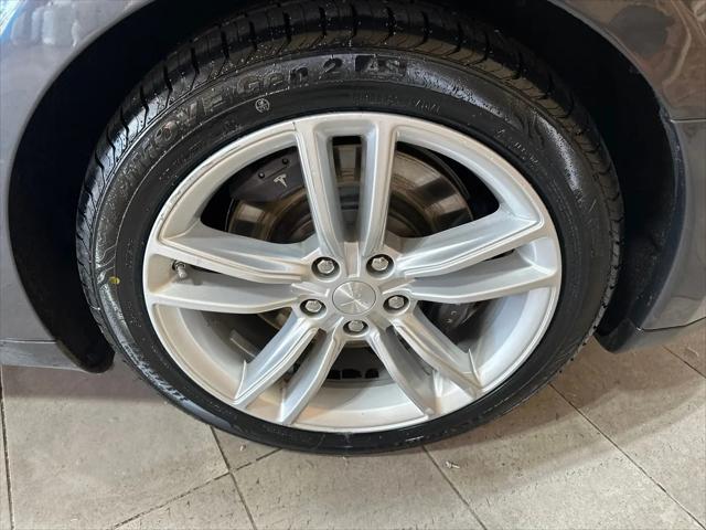 2015 Tesla Model S 85D