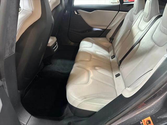 2015 Tesla Model S 85D
