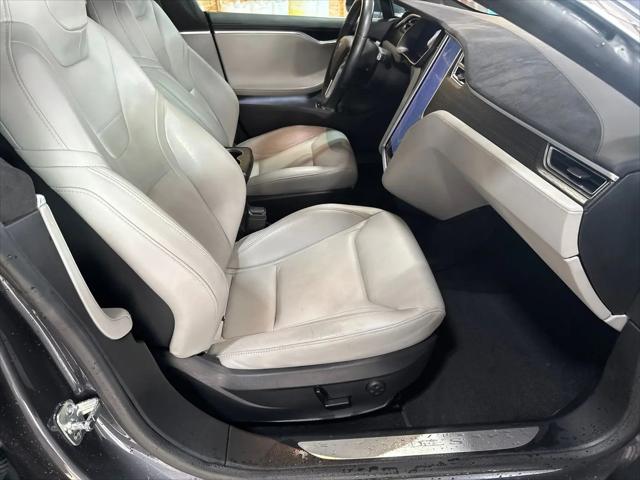 2015 Tesla Model S 85D