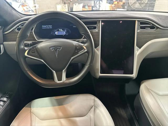 2015 Tesla Model S 85D
