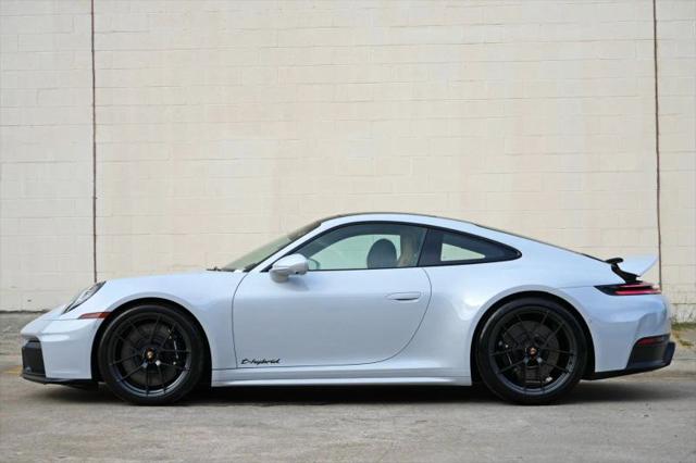 2025 Porsche 911 Carrera GTS