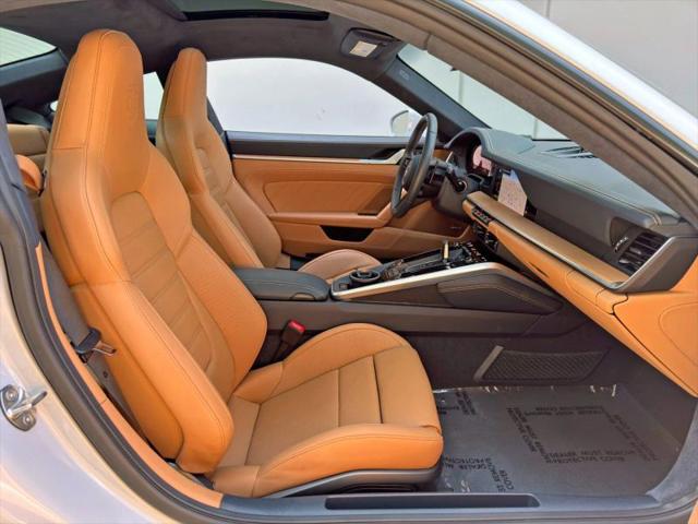 2025 Porsche 911 Carrera GTS