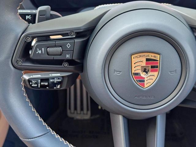 2025 Porsche 911 Carrera GTS