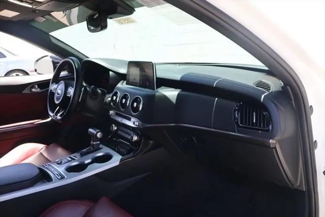 2021 Kia Stinger GT1