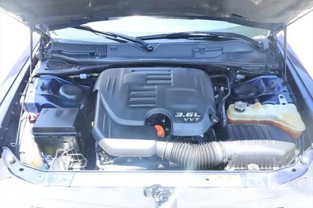 2014 Dodge Challenger SXT