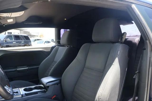 2014 Dodge Challenger SXT