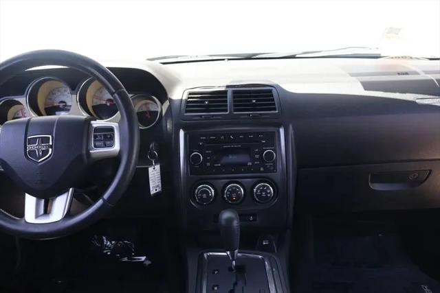 2014 Dodge Challenger SXT
