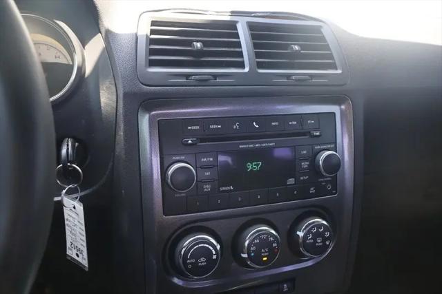 2014 Dodge Challenger SXT
