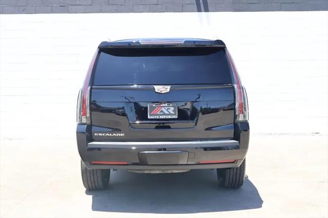 2020 Cadillac Escalade 2WD Premium Luxury