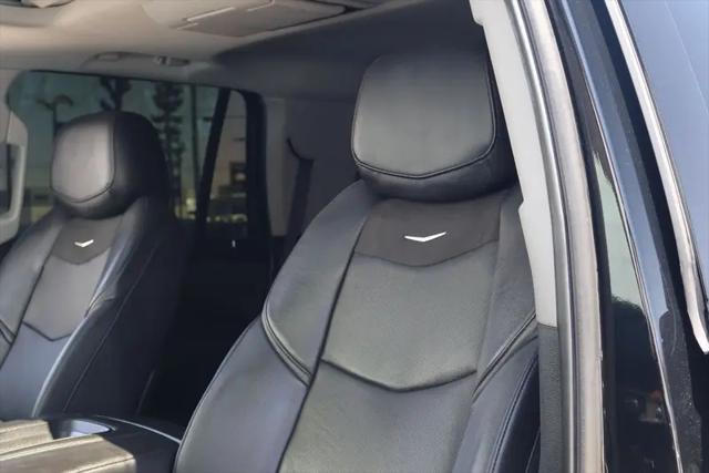 2020 Cadillac Escalade 2WD Premium Luxury