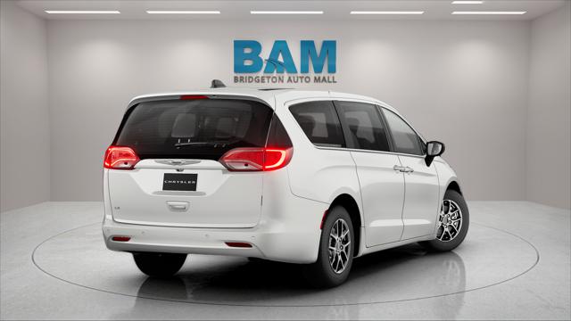 2027 Chrysler Pacifica LX