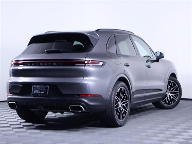 2025 Porsche Cayenne 4DR AWD
