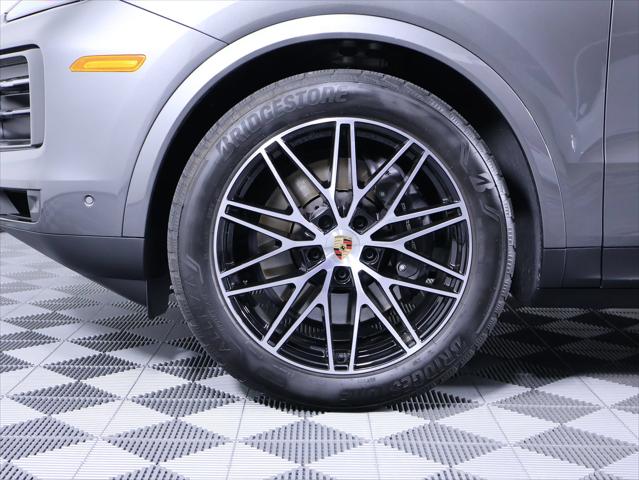 2025 Porsche Cayenne 4DR AWD