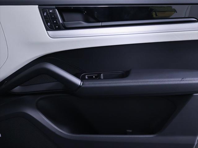 2025 Porsche Cayenne 4DR AWD