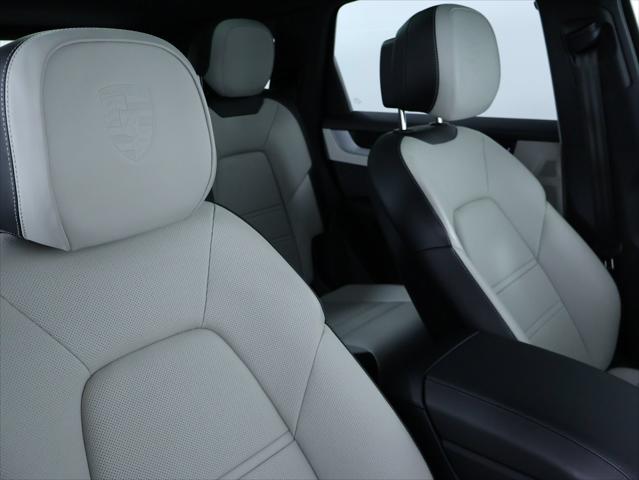 2025 Porsche Cayenne 4DR AWD