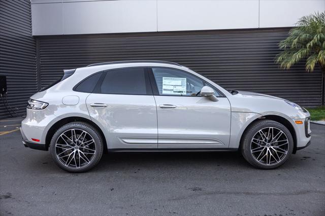 2026 Porsche Macan Unknown