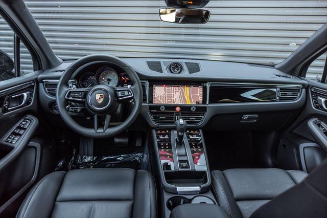 2026 Porsche Macan Unknown