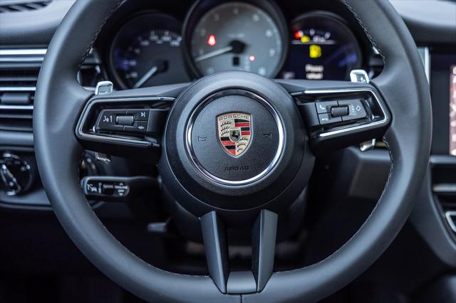2026 Porsche Macan Unknown