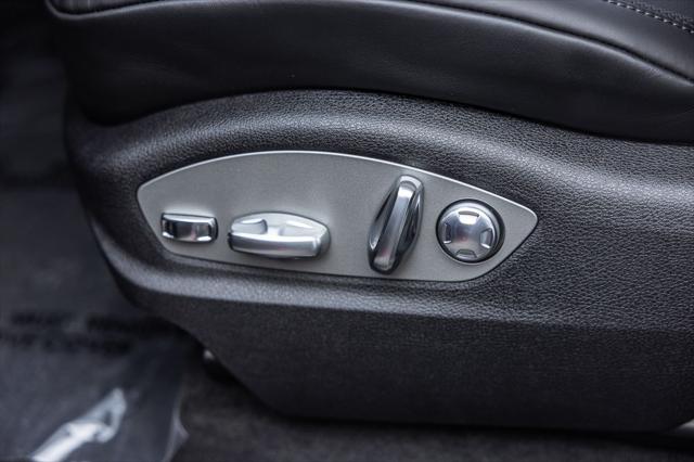 2026 Porsche Macan Unknown