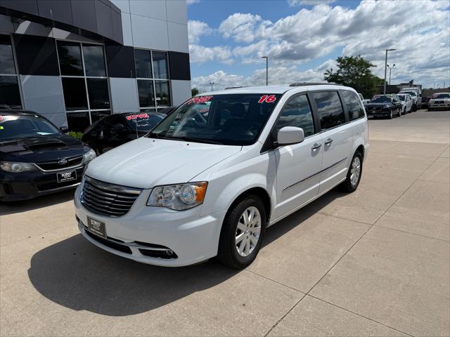2016 Chrysler Town & Country Touring for sale in Fond Du Lac, WI