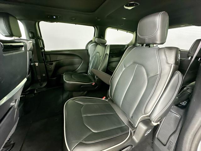 2023 Chrysler Pacifica Limited AWD