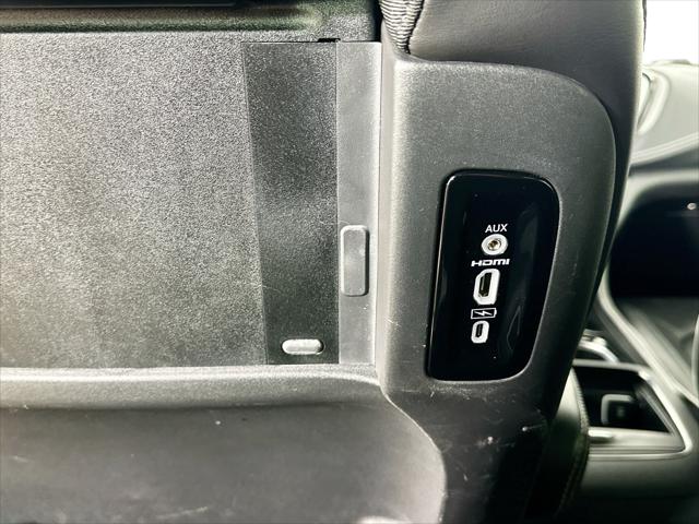 2023 Chrysler Pacifica Limited AWD